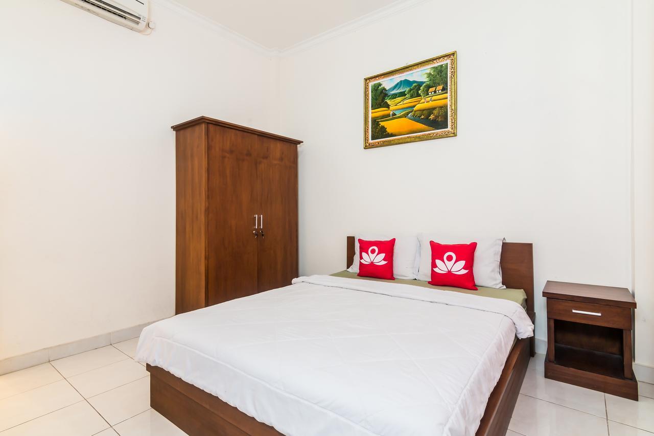 Zen Rooms Basic Kuta Kubu Anyar Buitenkant foto