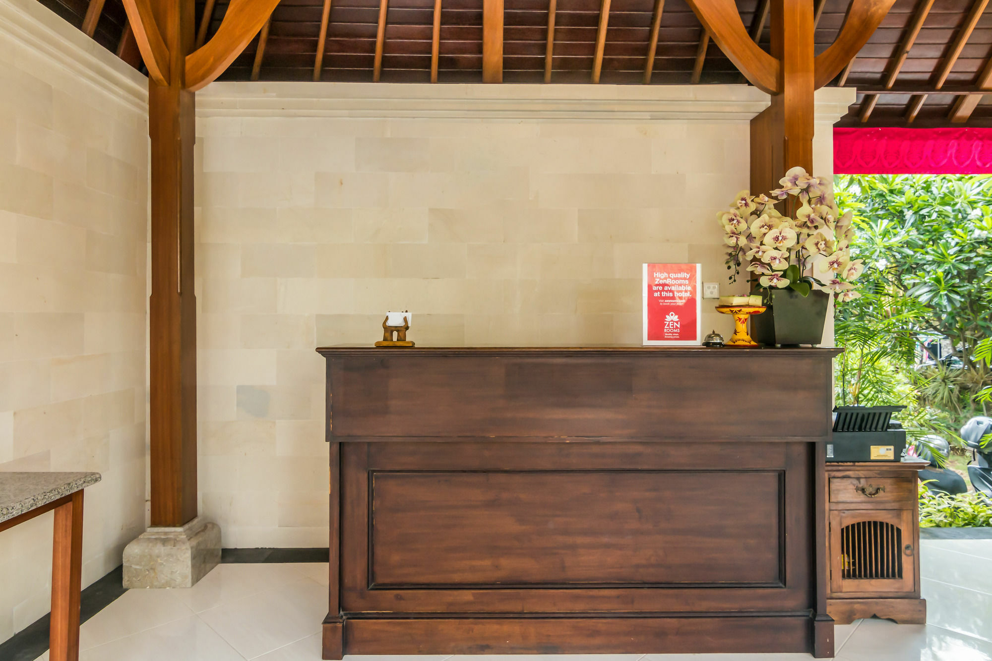 Zen Rooms Basic Kuta Kubu Anyar Buitenkant foto